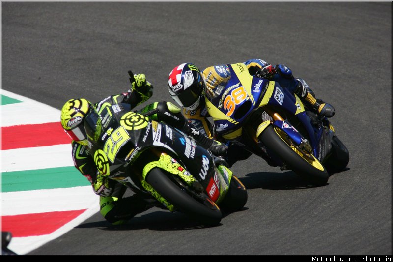 moto2_0045_italie_mugello_2011