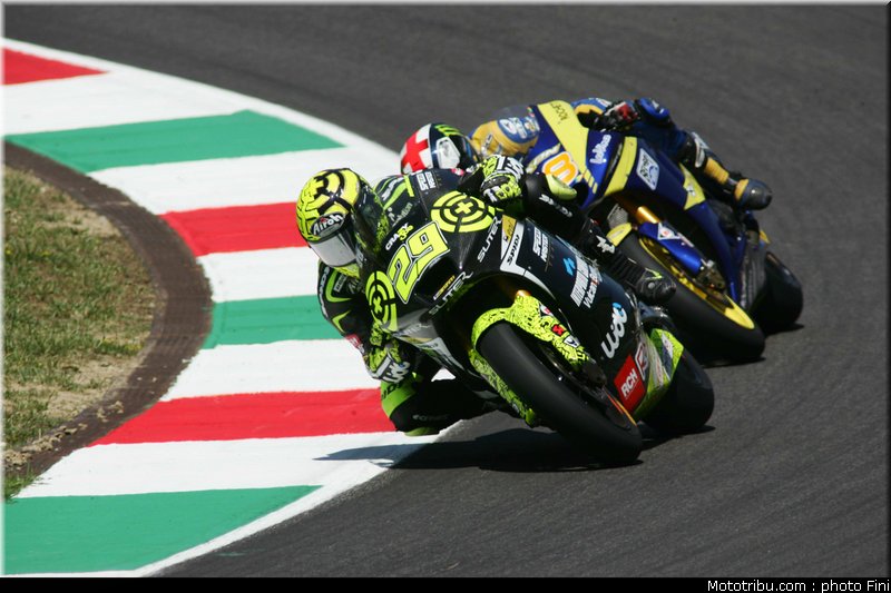 moto2_0051_italie_mugello_2011