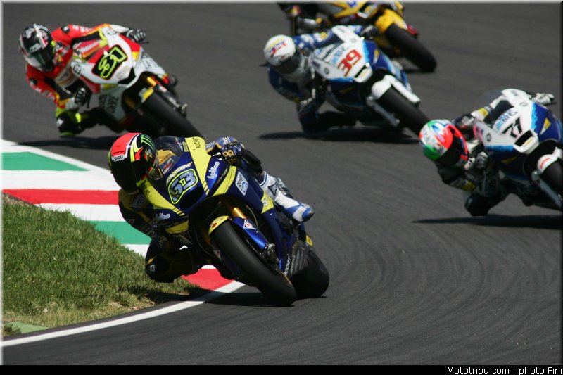 moto2_0055_italie_mugello_2011