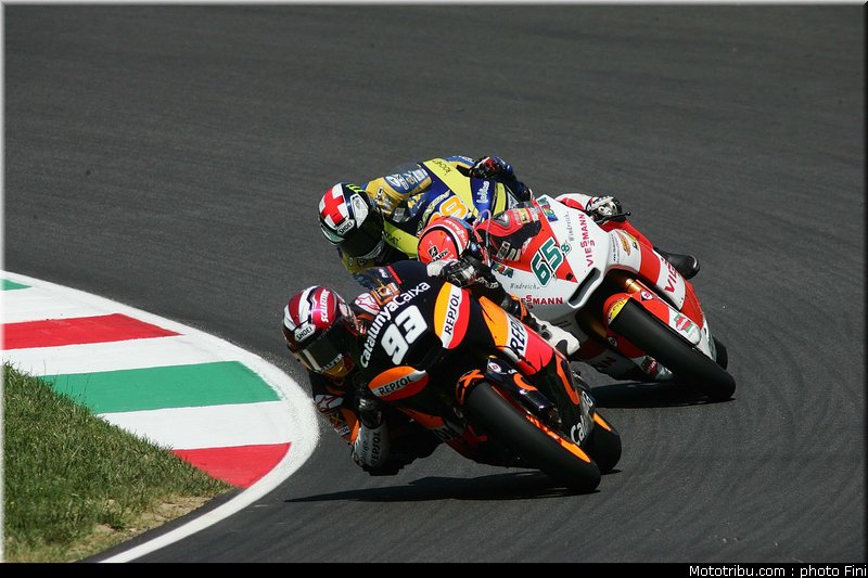 moto2_0056_italie_mugello_2011
