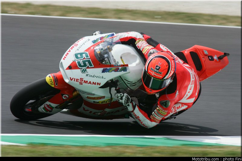 moto2_bradl_0002_italie_mugello_2011
