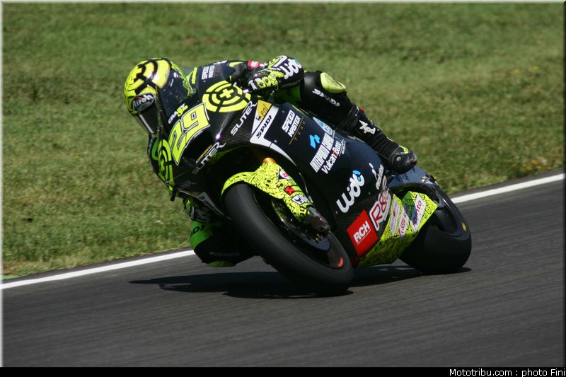 moto2_iannone_0007_italie_mugello_2011