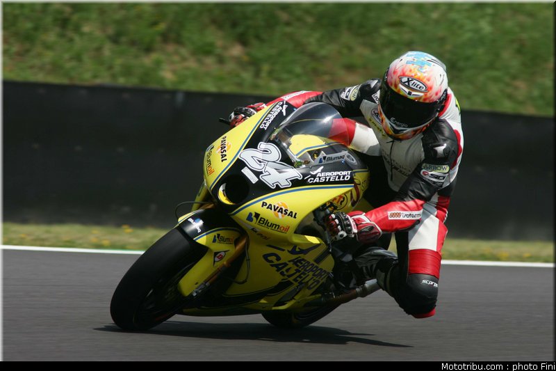 moto2_lorenzetti_0001_italie_mugello_2011