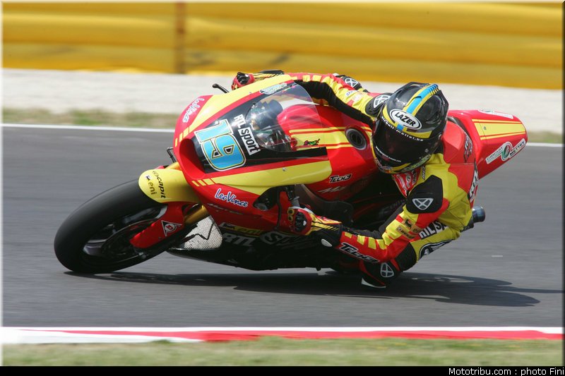 moto2_simeon_0002_italie_mugello_2011