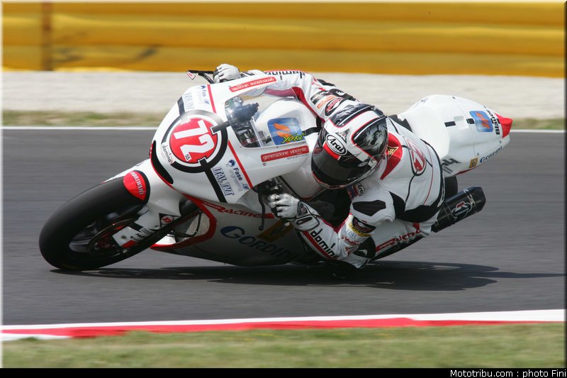 moto2_takahashi_0002_italie_mugello_2011