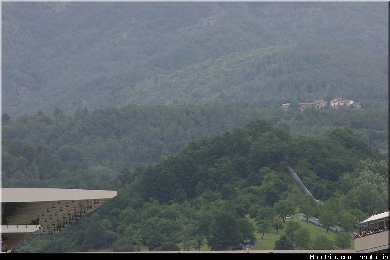 motogp_ambiance_0030_italie_mugello_2011