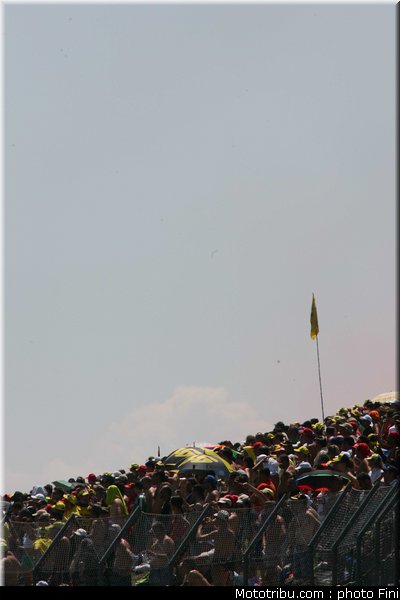 motogp_ambiance_0037_italie_mugello_2011