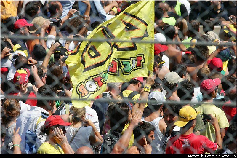 motogp_ambiance_0039_italie_mugello_2011