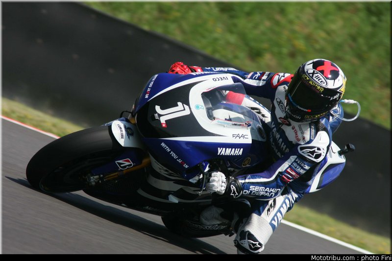 motogp_lorenzo_0004_italie_mugello_2011