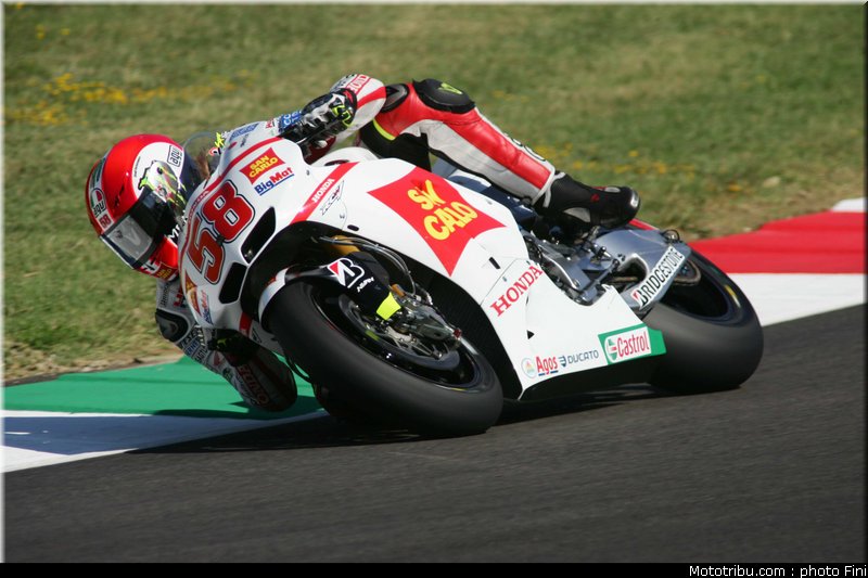 motogp_simoncelli_0005_italie_mugello_2011