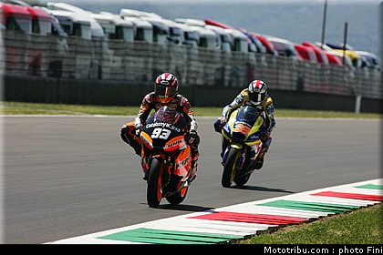 moto2_0005_italie_mugello_2011.jpg