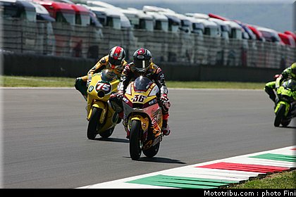 moto2_0007_italie_mugello_2011.jpg