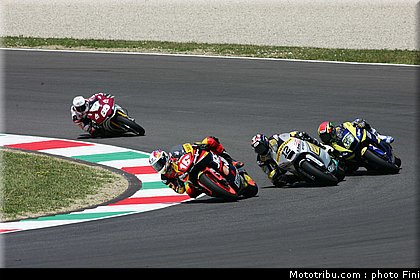 moto2_0017_italie_mugello_2011.jpg