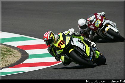 moto2_0021_italie_mugello_2011.jpg