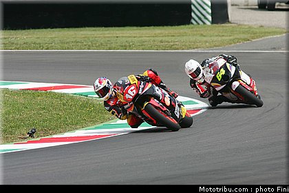 moto2_0030_italie_mugello_2011.jpg