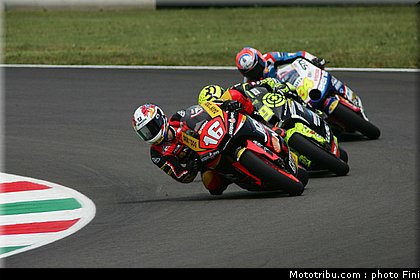 moto2_0032_italie_mugello_2011.jpg
