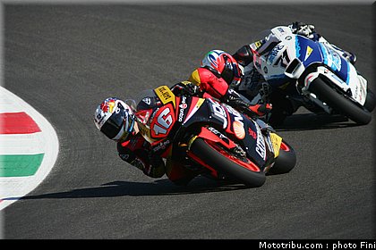 moto2_0034_italie_mugello_2011.jpg
