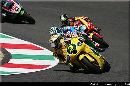 moto2_0038_italie_mugello_2011.jpg