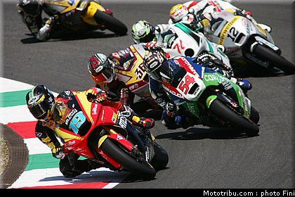 moto2_0042_italie_mugello_2011.jpg
