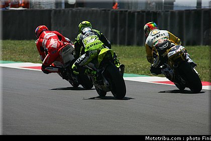 moto2_0048_italie_mugello_2011.jpg