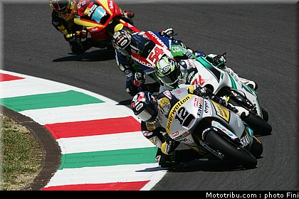 moto2_0050_italie_mugello_2011.jpg