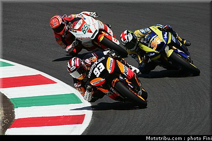 moto2_0052_italie_mugello_2011.jpg