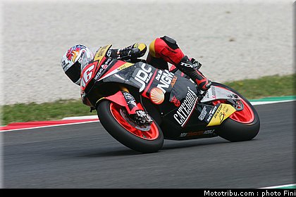 moto2_cluzel_0002_italie_mugello_2011.jpg