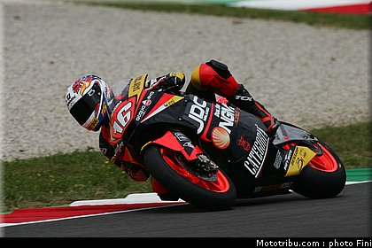 moto2_cluzel_0003_italie_mugello_2011.jpg