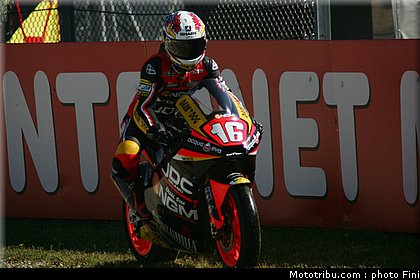 moto2_cluzel_0005_italie_mugello_2011.jpg