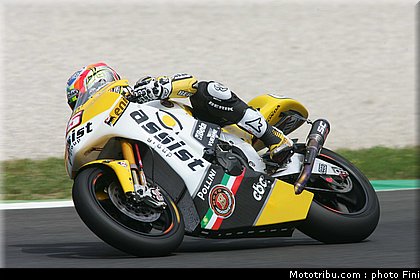 moto2_de_angelis_0004_italie_mugello_2011.jpg