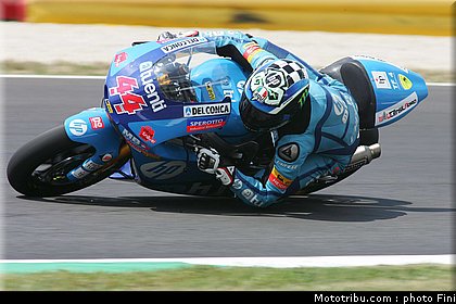 moto2_espargaro_p_0002_italie_mugello_2011.jpg