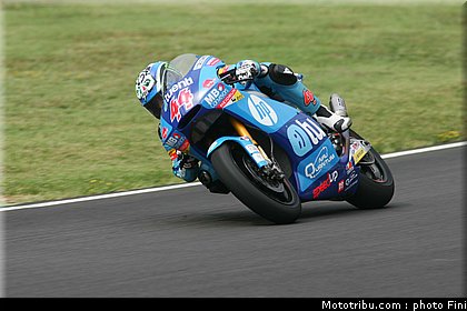 moto2_espargaro_p_0004_italie_mugello_2011.jpg