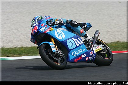 moto2_espargaro_p_0005_italie_mugello_2011.jpg