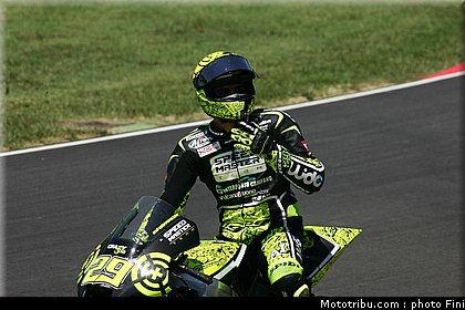 moto2_iannone_0009_italie_mugello_2011.jpg