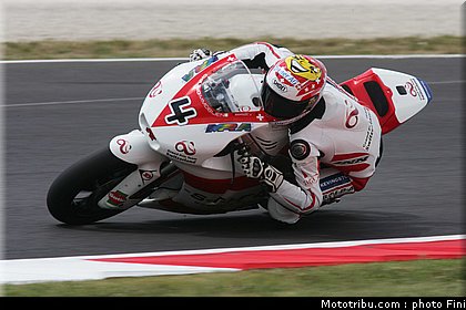 moto2_krummenacher_0001_italie_mugello_2011.jpg