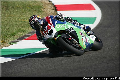 moto2_sofuoglu_0003_italie_mugello_2011.jpg