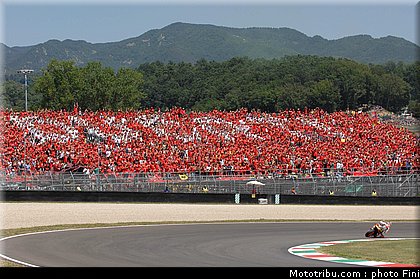 motogp_ambiance_0023_italie_mugello_2011.jpg