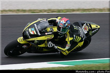 motogp_edwards_0003_italie_mugello_2011.jpg