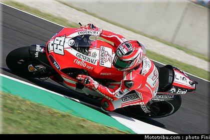 motogp_hayden_0004_italie_mugello_2011.jpg