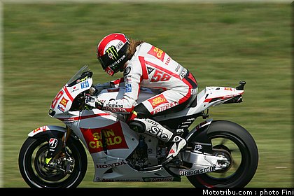 motogp_simoncelli_0002_italie_mugello_2011.jpg