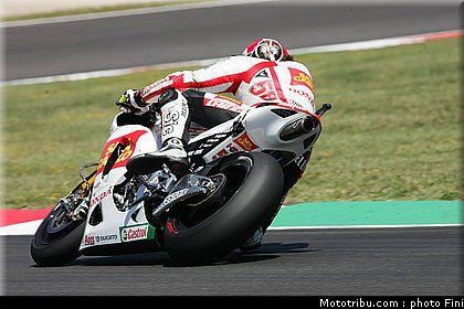 motogp_simoncelli_0007_italie_mugello_2011.JPG
