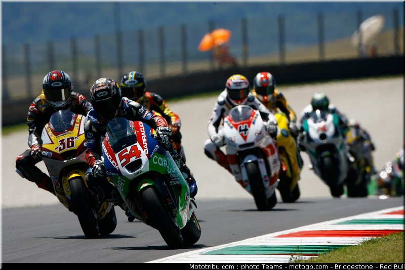 moto2_0001_italie_mugello_2011
