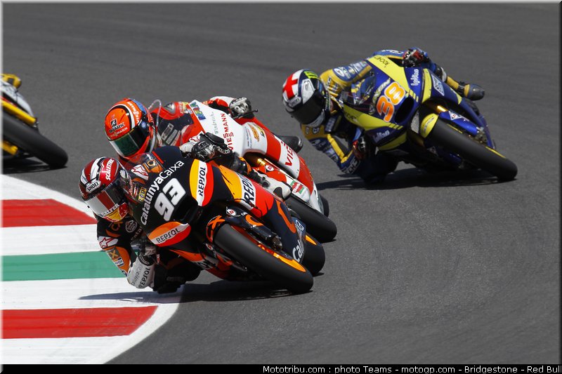 moto2_0006_italie_mugello_2011