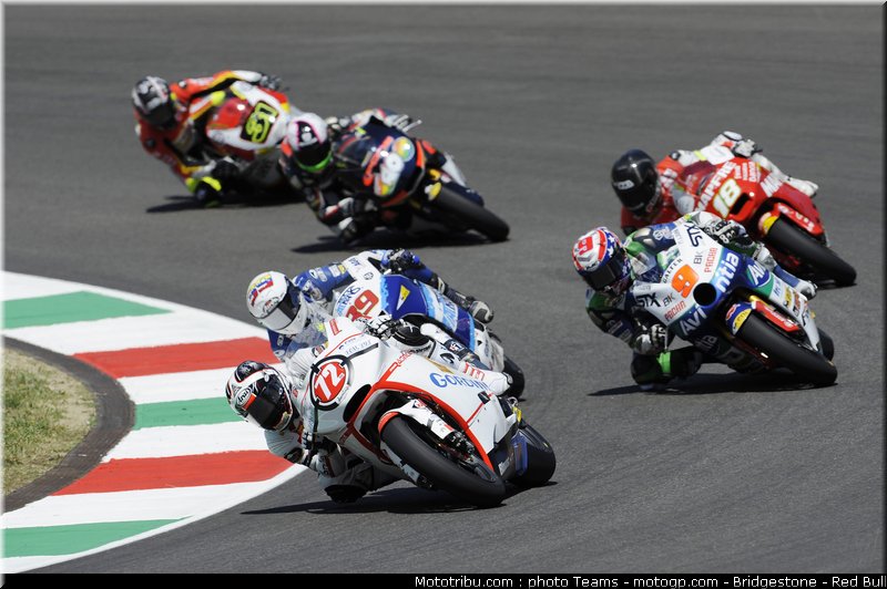 moto2_0016_italie_mugello_2011