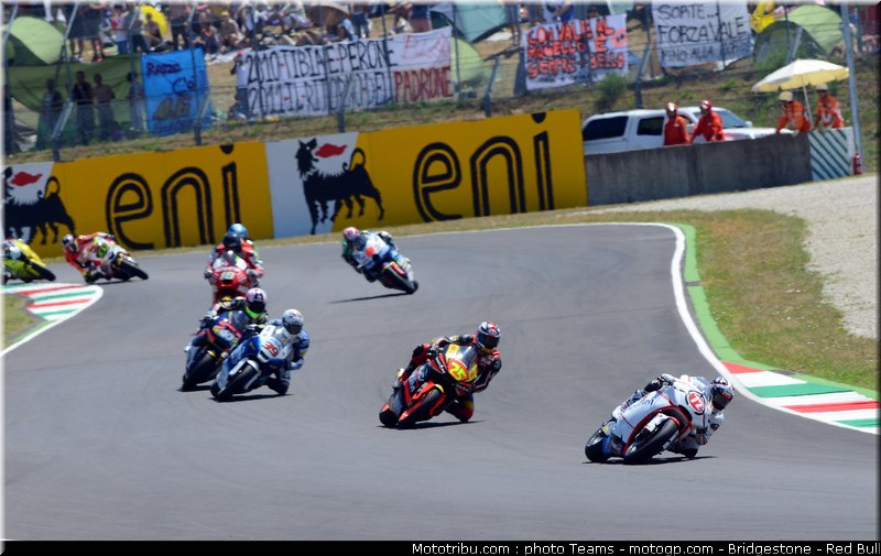moto2_0020_italie_mugello_2011