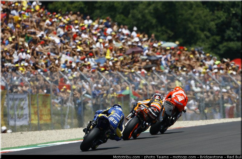 moto2_0029_italie_mugello_2011