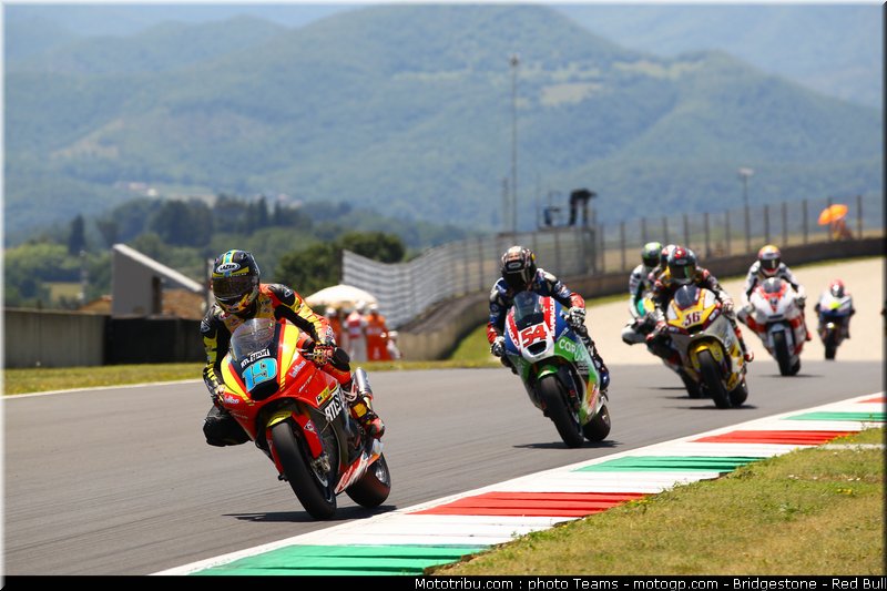 moto2_0035_italie_mugello_2011