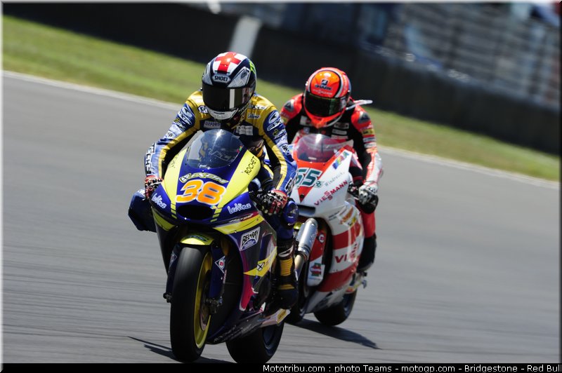 moto2_0041_italie_mugello_2011
