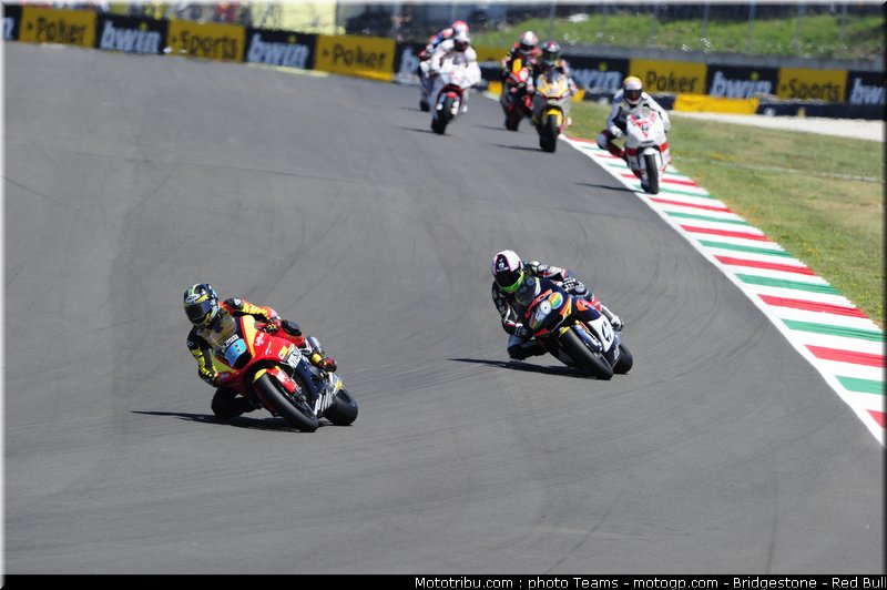 moto2_0051_italie_mugello_2011