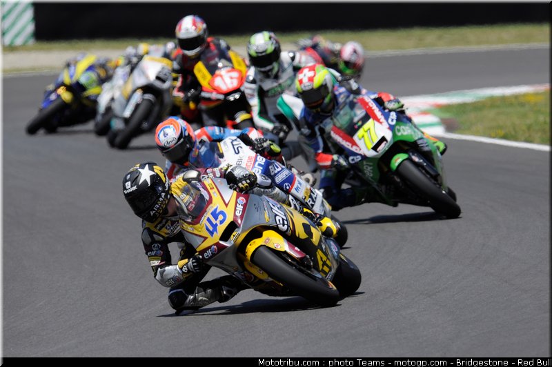 moto2_0059_italie_mugello_2011